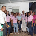 El doctor Franklin Peña entrega regalos a madres en S.P.M.