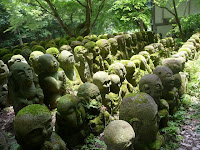 平安時代の初め、当寺は東山区松原通大和大路東入にあった