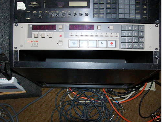 Multitrack Tape Recorder. MULTI-TRACK TAPE RECORDER