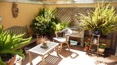 Small patio decoration idea for simple design