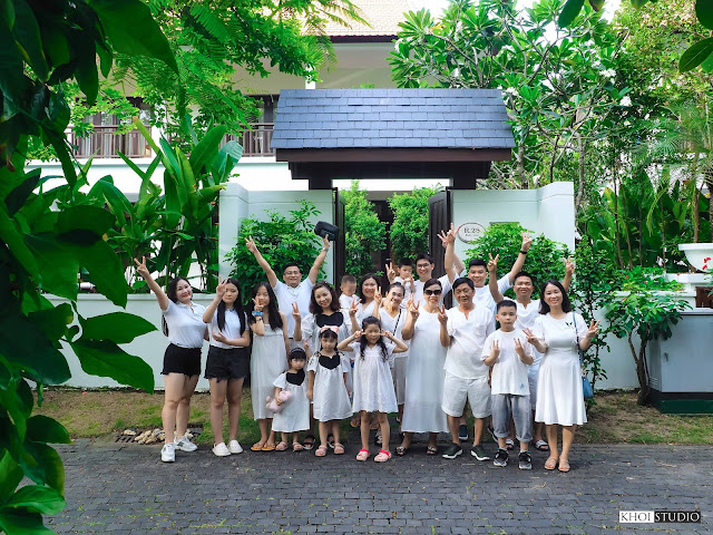Family photoshoot at Furama Resort Danang