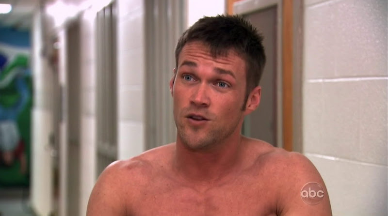 Chris Powell Shirtless in Extreme Makeover Weight Loss Edition s1e03