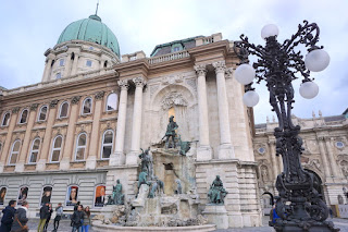 Fonte do Castelo de Buda de Budapeste na Hungria