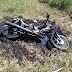 MOTOCICLETA ENCONTRADA INCENDIADA NO TREVO DE SS DA AMOREIRA - TÁ NO NOSSO CANAL - YOUTUBE