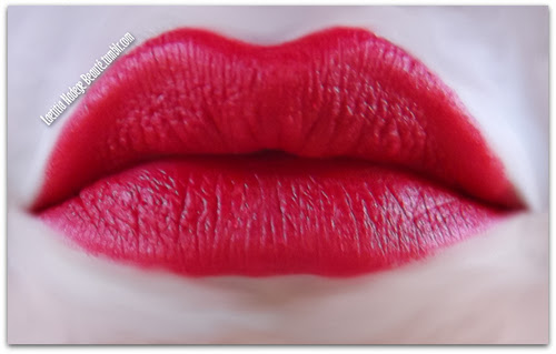 MAC COSMETICS Matte Lipstick Ruby Woo 