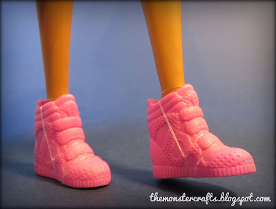 Style So Sweet Petite Fashionista pink shoes