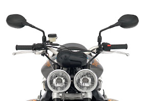 2011 motor Triumph Street Triple R Handlebars