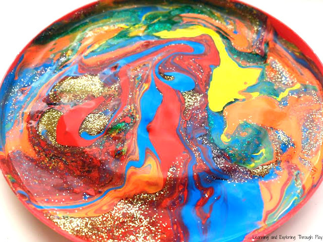 Marbled Lids Process Art - Preschool Painting Ideas - Recycling