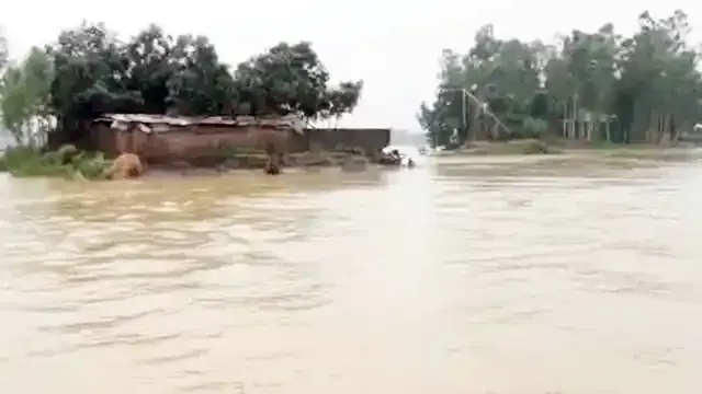 রৌমারীতে দ্বিতীয় দফা বন্যা দূর্ভোগে হাজার হাজার পরিবার