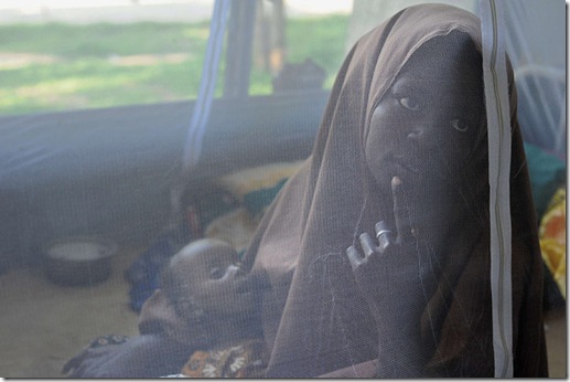 Mogadishu-Somalia-A-woman-007