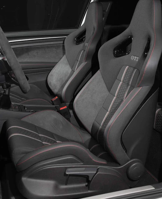 VW Golf GTI 2016 - interior