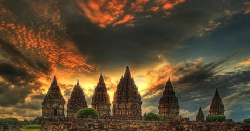 Mitos dan Misteri Putus Cinta di Candi Prambanan