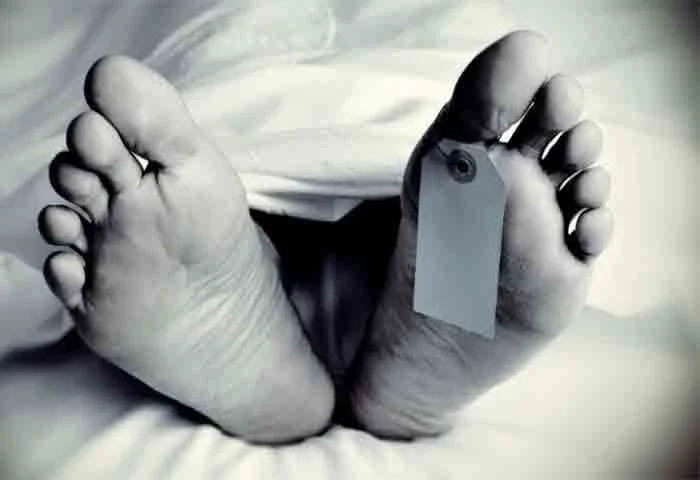 News, National, Found Dead, Hanged, Child, Couple, Clash, Police, Postmortem, National-News, Bengaluru: Malayali Woman found dead in Home.