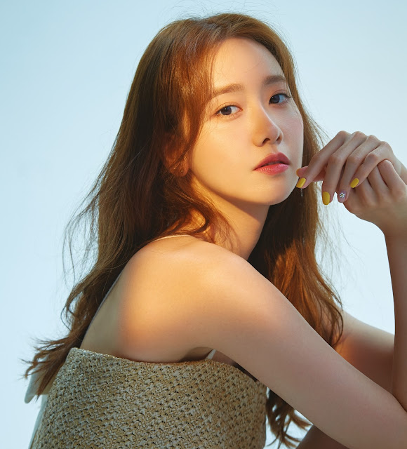 SNSD Yoona Big Issue Pictures