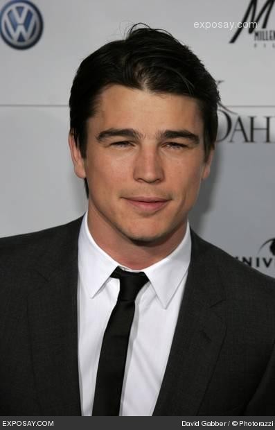 josh hartnett dresses. josh hartnett