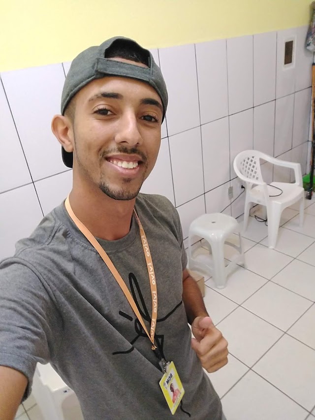 Blogueiro Max Ribeiro completa idade nova nesta quinta-feira (29)