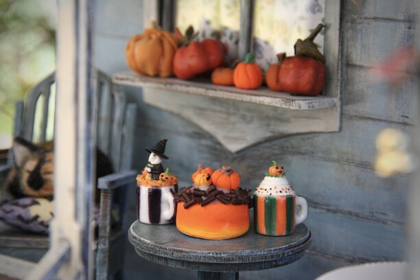 Halloween Decorations with Pumpkin