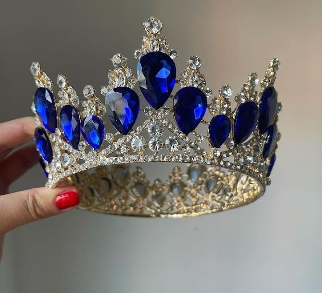 Crown Images
