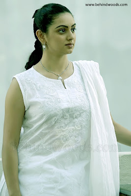 Hot New South Indian Actress Shruthi