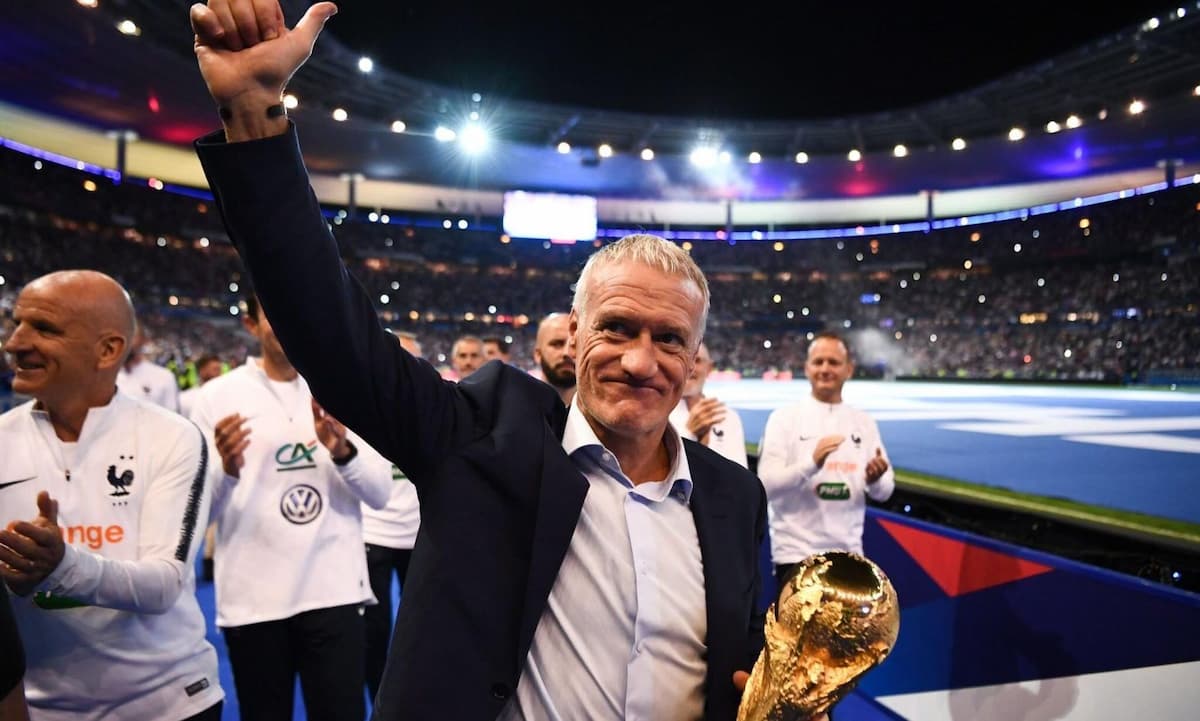 Deschamps continues with the France national team until 2026