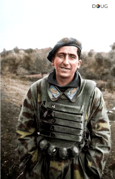Italian 184th Paratroopers Division Nembo color photos of World War II worldwartwo.filminspector.com