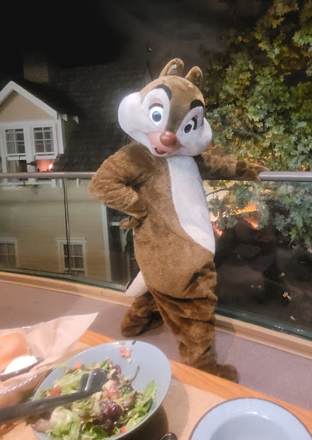 Chip and Dale character meal