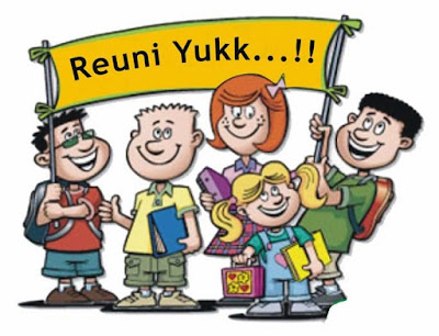 Set up a reunion with her old friends - Birthday Gift Ideas for Mom
