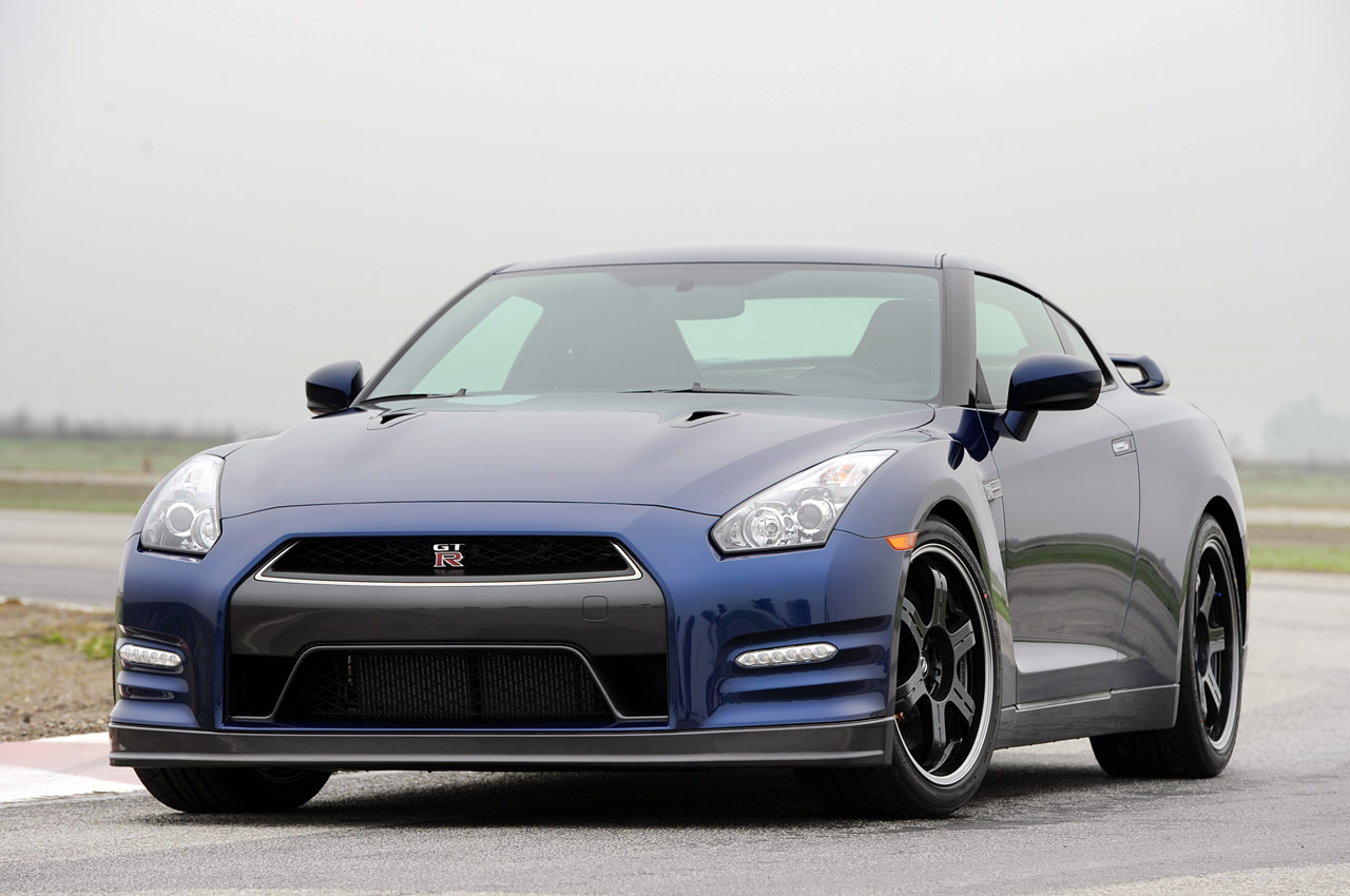 Nissan gtr