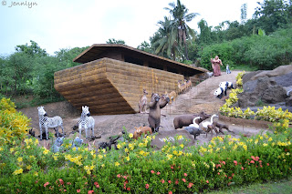 noah's ark at Garin farm