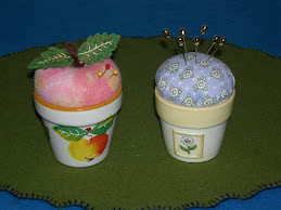 Little Flower Pot Pincushions