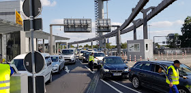 https://www.bild.de/regional/duesseldorf/duesseldorf-aktuell/flughafen-duesseldorf-koetter-will-kontroll-vertrag-vorzeitig-beenden-65678104.bild.html