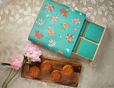 Source: Shangri-La Hotel, Singapore. The Shang Palace Four Treasures Baked Mooncake Gift Set.