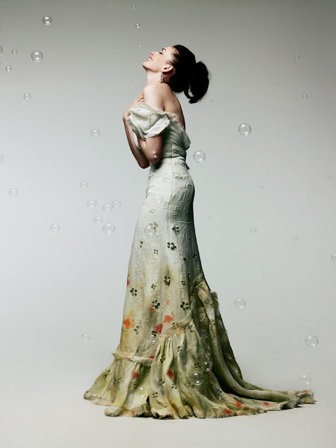 Anne Hathaway Photoshoot by Satoshi Saikusa By Francis Sukin on