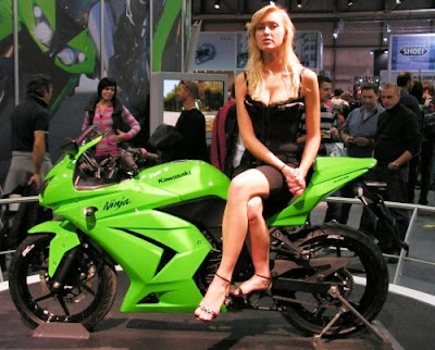 New 2010 Ninja 250R, Photo, Reviews and Specification