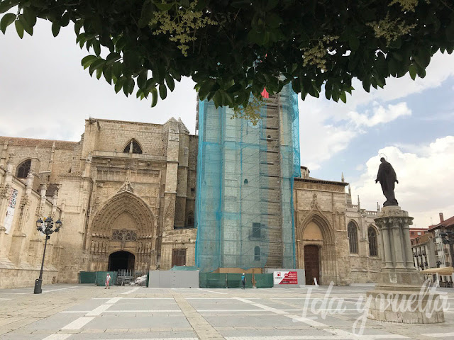 Qué hacer un día en Palencia fachada catedral