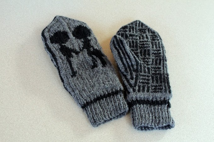 Best of Radiohead Mittens Knitting Pattern