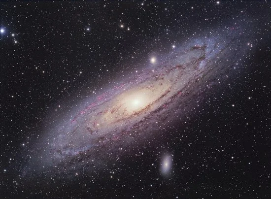 Foto Terbaru Megahnya Galaksi Andromeda