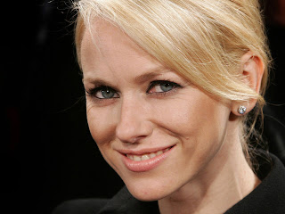 Free Non-Watermarked Wallpapers of Naomi Watts at Fullwalls.blogspot.com