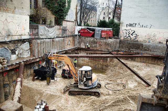 Baustelle Neubau eines Boardingwohn- und Geschäftshauses, Oranienburger Straße / Große Hamburger Straße, 10115 Berlin, 10.12.2013