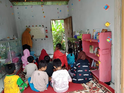 Ruang Baca Kreatif Desa Mapane Tambu