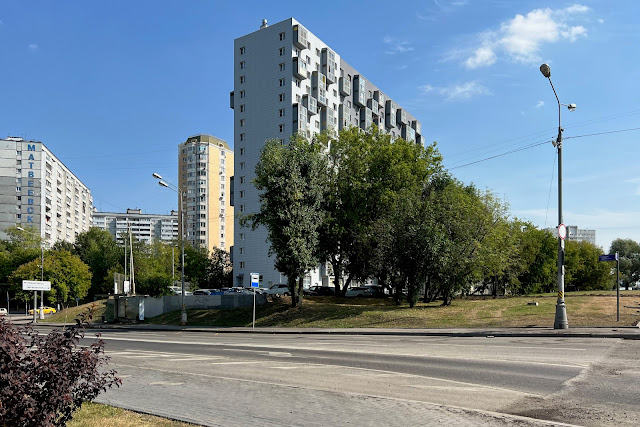 Аминьевское шоссе, Матвеевская улица, жилой комплекс «Дом на Аминьевском шоссе» Аминьевское шоссе, Матвеевская улица, жилой комплекс «Дом на Аминьевском шоссе»