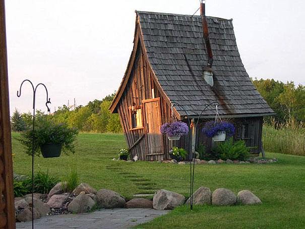 Here Are The 17 Most Magical Houses In The Entire World. I Would Live In #6 Without A Doubt.