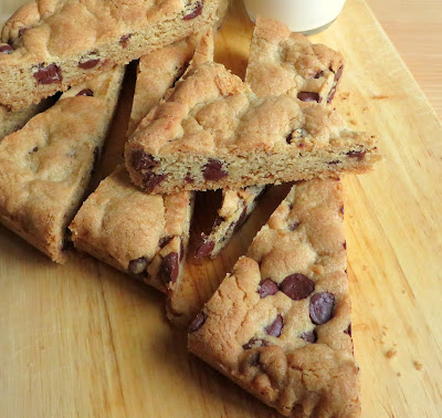 Small Batch Chocolate Chip Bars