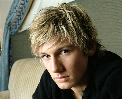 famosos del cine Alex Pettyfer