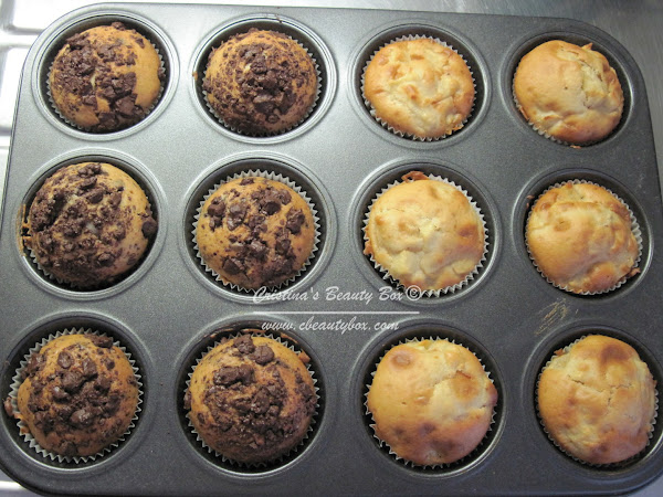 Cook with me: Chocolate Chip Muffins & Apple Muffins