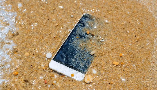 Steps for Saving Your Water Damaged iPhone
