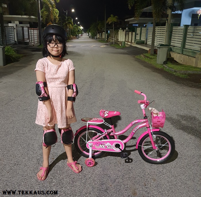 Jasmine Girl and Her New Birthday Gift-Pink Bicycle