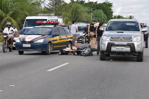 Itep identifica motoqueiro morto na BR-101; PRF libera trânsito no local