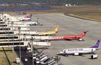 AIRPORT Bandara  Juanda Pintu  Gerbang Utama  Surabaya Dan 