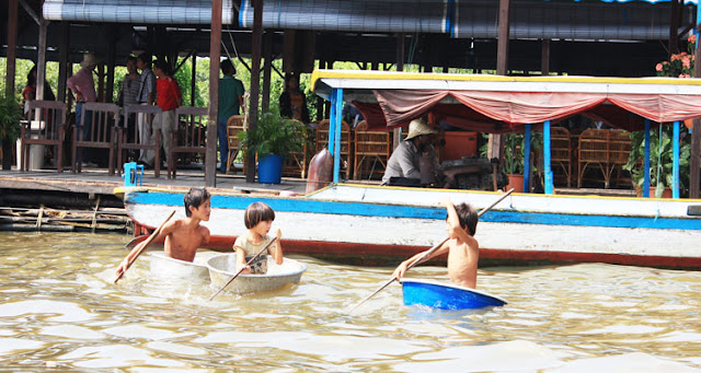 floating village siem reap tour